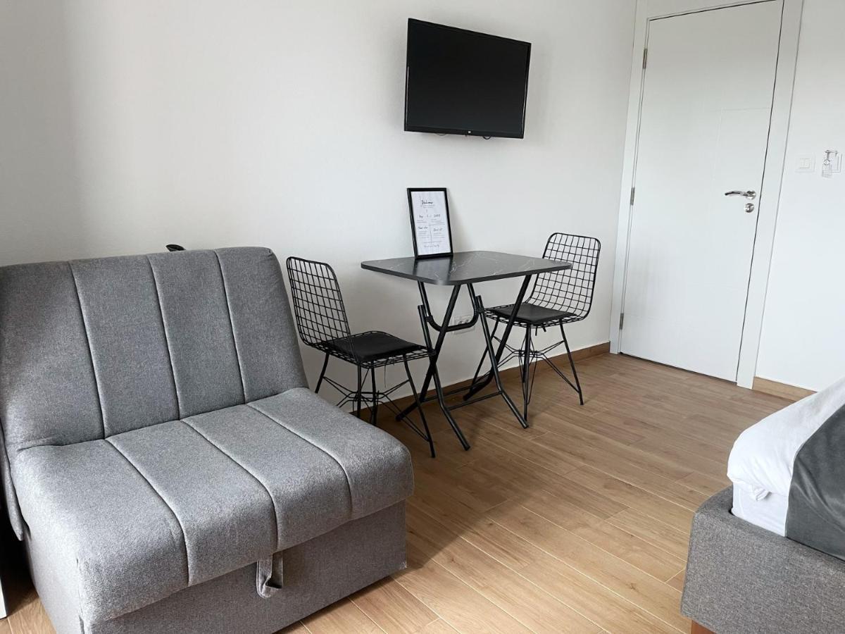 Lana Apartmani Bar Eksteriør billede