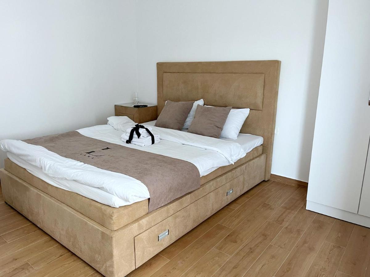 Lana Apartmani Bar Eksteriør billede