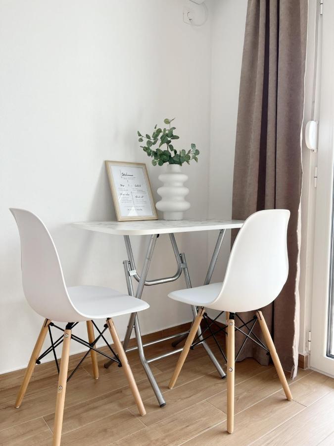 Lana Apartmani Bar Eksteriør billede