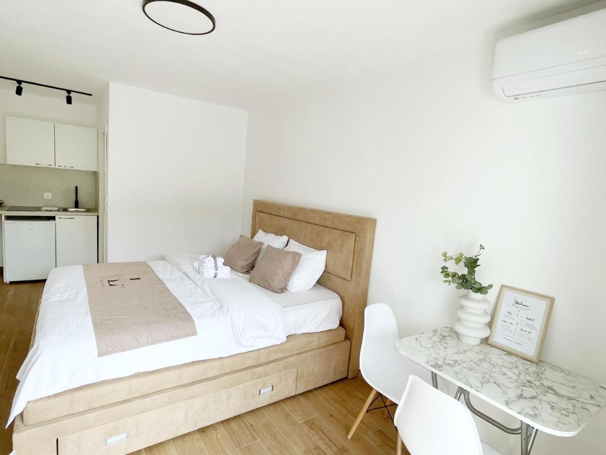 Lana Apartmani Bar Eksteriør billede